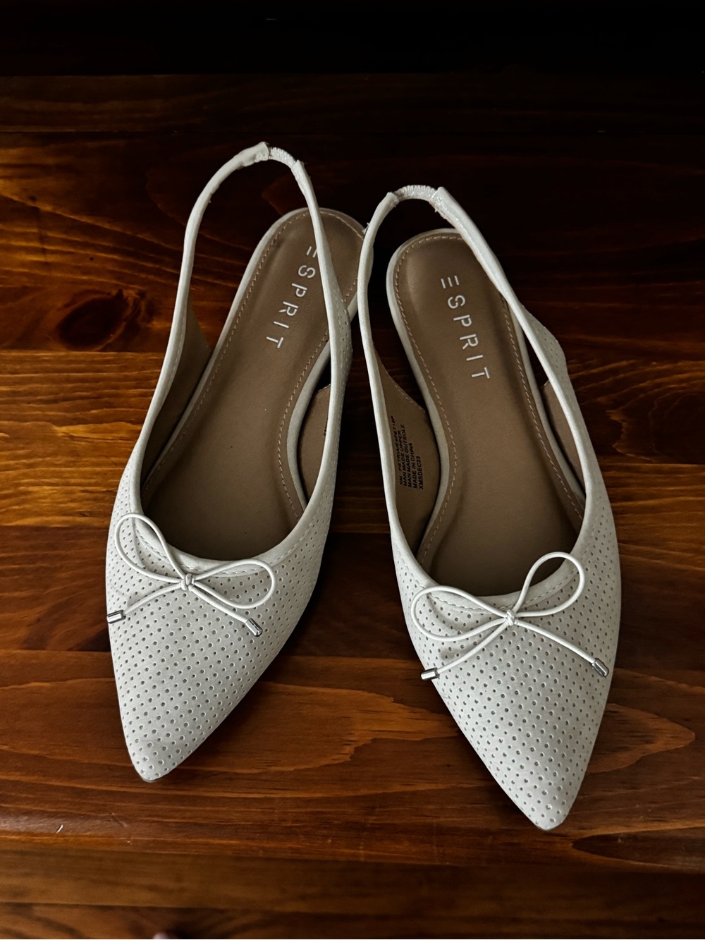 Esprit cream  Pointed Slingback Flats with Bow size 9 worn one time